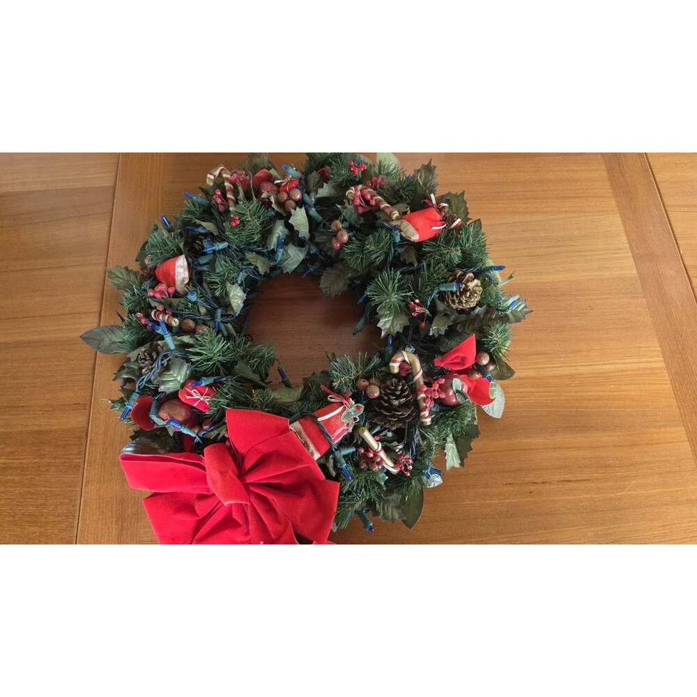 Vintage Christmas Wreath With Blue Lights Works! READ Description